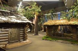 Минск. Музей истории ВОв. Стилизация жилья белорусских партизан